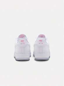 Nike 女款 W AIR FORCE 1 '07 低筒運動休閒鞋 IV4453-100 - 淺粉色 - 查看 5