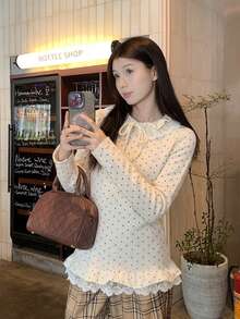 Atasan Rajut Polkadot Lembut Gaya Korea, Kemeja Dalaman Lengan Panjang Pas Badan dengan Hiasan Pita dan Renda - Aprikot - View 5