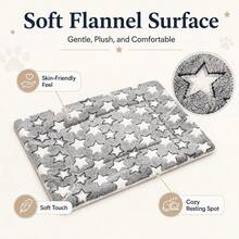 2026 New Style, Ultra Soft Ultra Thick Plush Pet Mat - Star Pattern Flannel Cat & Dog Mat, Non-Slip Bottom, Comfortable & Warm, Machine Washable, Suitable For All Breeds Indoor Comfort, Non-Slip Pet Accessory | Plush Pet Cushion | Durable Polyester Fiber - Light Grey - View 5