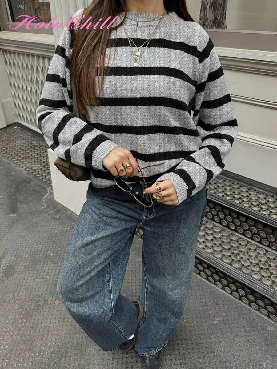 HoloChill 萬聖節女款年輕網紅休閒風圓領拼色條紋針織套頭毛衣,2026 秋冬新款,女款羅紋針織條紋套頭毛衣,長袖標準版上衣,適合秋冬穿搭,高彈力面料,女款休閒毛衣,返校季,秋冬法式奢華聖誕 - 灰色 - 查看 1