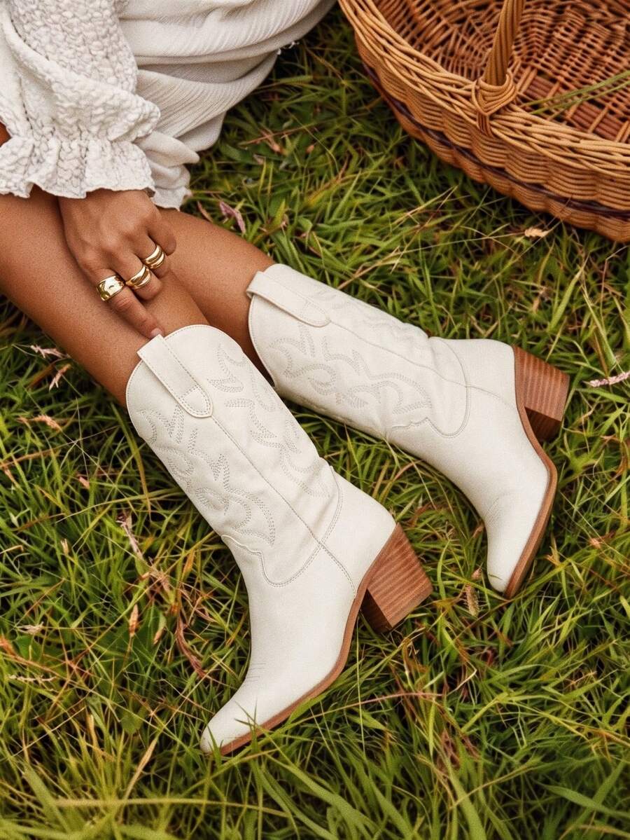 White Cowboy Boots Women Comfortable Retro Pull On Pointed Toe Wide Calf Long Chunky Heel Coastal Cowgirl Jaripeo Boots Country Concert Festival Shoes - 白色 - 查看 1