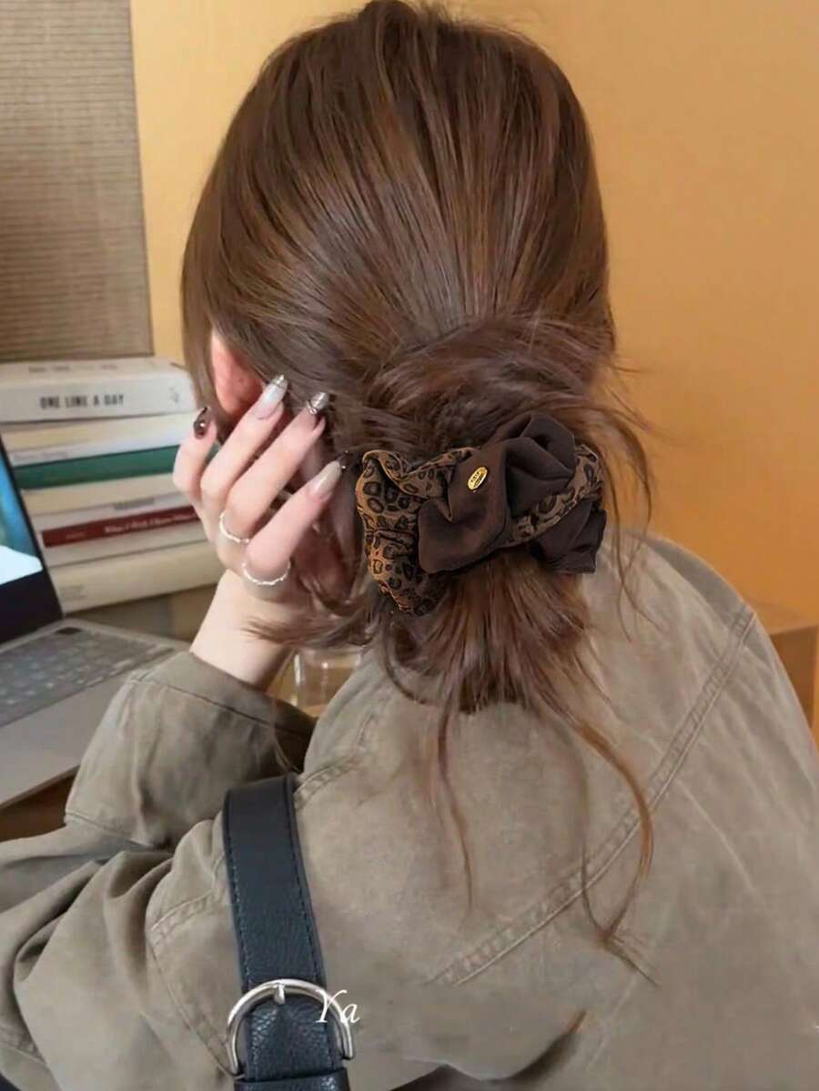 Vintage French Patchwork Leopard Print Scrunchie For Women 2026 New Style Bun Hair Tie Elegant Hair Accessory - Multicolor - View 1