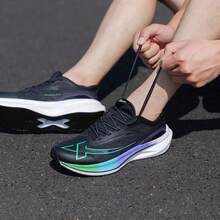 XTEP 2000km 2nd Gen Breathable Lightweight Sports Shoes With Cushioning, Grip And Durability For Men's Running - Black/Green - View 3