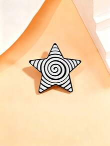 1pc Black & White Pentagram Brooch, Personalized Pattern Design, Minimalist Cool Style, Small & Exquisite, Anti-Exposure, Decorate Collar, Jacket, Hat, Backpack, Showcase Unique Aesthetic, Easily Elevate Outfit Sophistication - Black and White - View 5