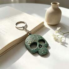 Vintage Patterned Skull Pendant Gothic-Style Hollowed-Out Keychain It Can Be Used For Decorating Clothing And Bags A Small Surprise For A Friend - Multicolor - View 6