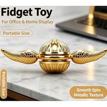 Peça de Arte de Metal para Mesa, Decoração de Mesa Colecionável para Adultos, Ornamento de Exibição com Giro Suave para Escritório e Casa, 14 Anos ou Mais - Dourado - Visão 4