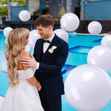 Gold /White Inflatable Beach Ball, PVC Inflatable Ball For Wedding Birthday Party Decor, Summer Pool Photo Prop - Multicolor - View 3