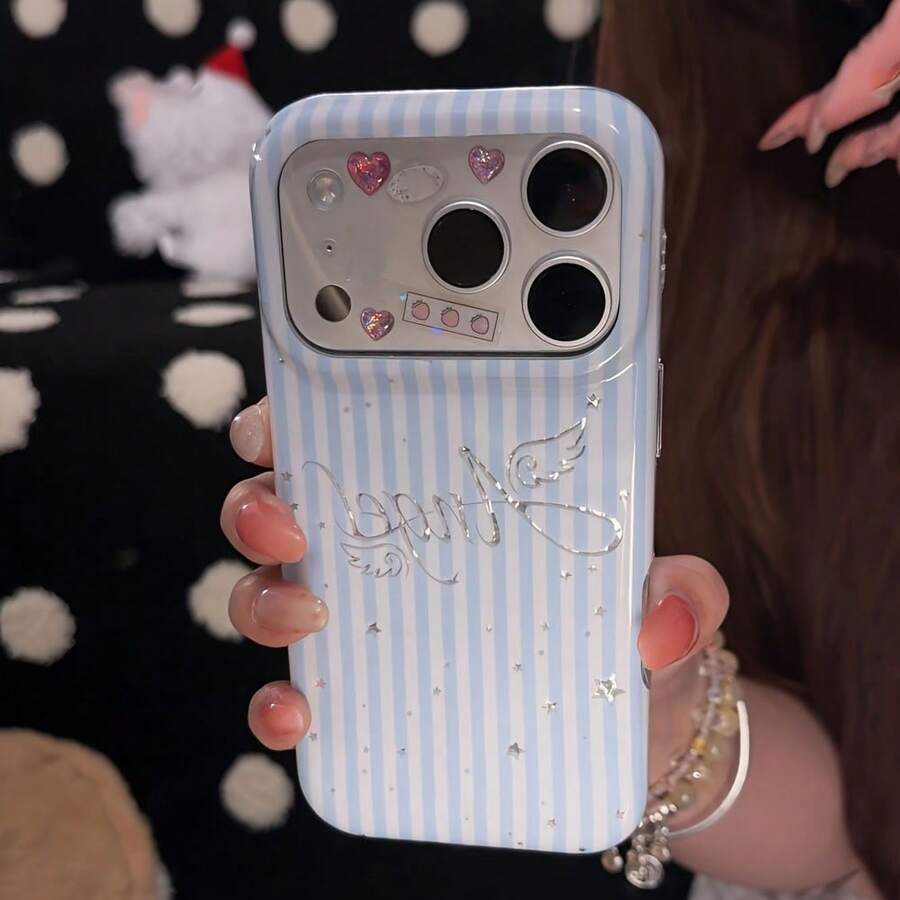 1pc Light Blue Vertical Stripe Silver Foil Angel Wings Glitter Full Coverage Shockproof Glossy Phone Case, Sweet Korean Style Fresh Girl Design, Suitable For IPhone18/18Pro/18ProMax/17/17Pro/17ProMax/16/16Pro/16Plus/16ProMax/15/15Pro/15ProMax/14/14Pro/14ProMax/13/13Pro/13ProMax