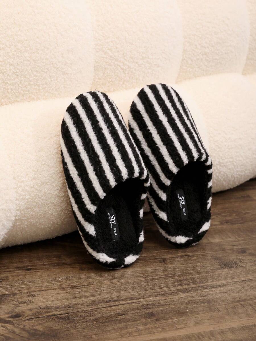 1 Pair Contrast Color Striped Fashion Casual Men's Home Slippers, Soft, Lightweight, Warm, Autumn/Winter, Couple Style - Black and White - View 1