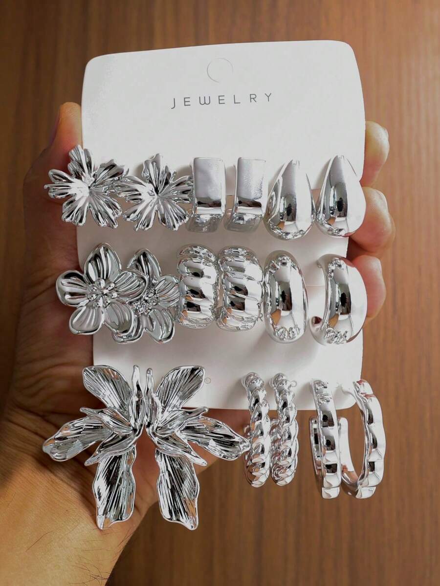 6/18PCS Women's Silver 3D Floral Pleated Wide C-Hoop Exaggerated Metal Earrings, Essential For Mature Professional Women, Vintage Personalized Earrings Suitable For Mother's Day Gift, Daily Commute, Work, Music Festival, Party, Dance, Bar Wear - Antique Silver - View 1