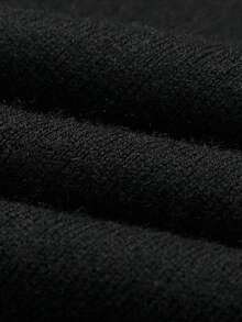 Men's Solid Color V-Neck Short Sleeve Knit Sweater, Simple Commuter Thin Pullover Top, Business Casual Short Sleeve T-Shirt, Spring/Autumn - Black - View 5