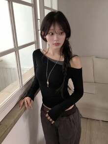 Hot Girl Style Asymmetric Cold Shoulder Long Sleeve T-Shirt Women Slim Fit Design 2 In 1 Cropped Top - Black - View 3