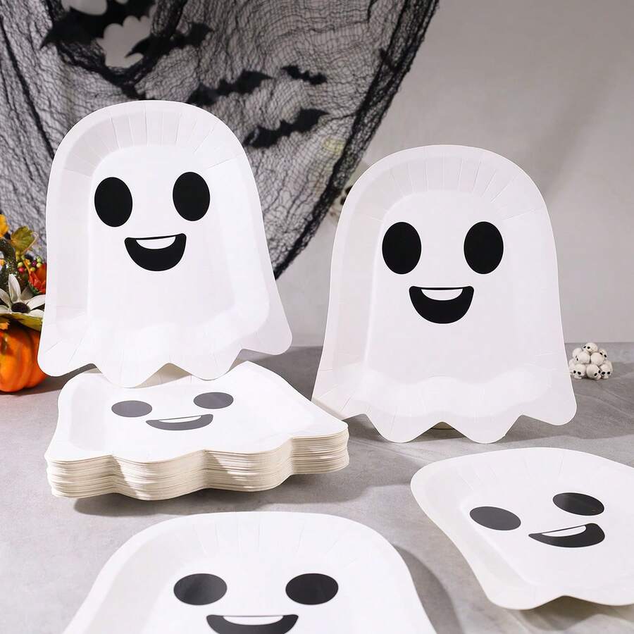 20/25/30/50/100PCS Disposable Paper Tableware Set 10 Inch Ghost Shaped Paper Plates & Napkins, Black & White Cartoon Ghost Design, Wavy Edge, Suitable For Halloween Party, Dessert Table, Family Gathering, Holiday Decoration - Multicolor - View 1