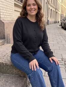 GIGOGOU 大尺碼 1XL-4XL 秋冬基礎款女式針織開襟衫，柔軟舒適休閒長袖毛衣上衣，秋季外套 - 黑色 - 查看 3
