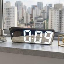 Relogio Digital De Mesa Com Despertador Tela Espelhada LED Alarme E Temperatura Funciona USB E Pilha AAA - Despertador - Visão 2