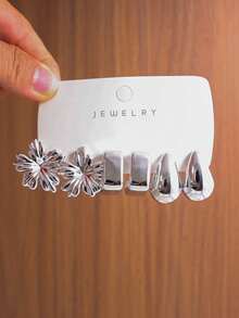 6/18PCS Women's Silver 3D Floral Pleated Wide C-Hoop Exaggerated Metal Earrings, Essential For Mature Professional Women, Vintage Personalized Earrings Suitable For Mother's Day Gift, Daily Commute, Work, Music Festival, Party, Dance, Bar Wear - Antique Silver - View 7