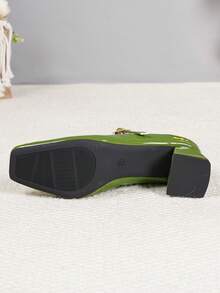 French Style Glossy Square Toe T-Strap Women's Shoes With Adjustable Buckle Design, 4.5cm Chunky Heel, Comfortable For Long Wear, Versatile For Work And Parties - Green - View 8