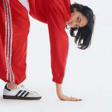 Adidas SAMBA OG "T-Head" Classic Rhinestone Skate Shoes, Training Shoes, White Sneakers IH9055 - Light Grey - View 11