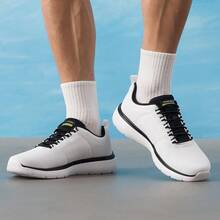Skechers Sepatu lari dan sepatu kasual olahraga pria one-piece berbahan flyknit yang bernapas dan bersol lembut, memberikan bantalan untuk penggunaan sehari-hari. - Putih - View 5