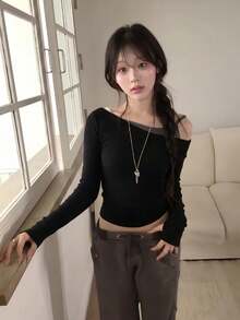 Hot Girl Style Asymmetric Cold Shoulder Long Sleeve T-Shirt Women Slim Fit Design 2 In 1 Cropped Top - Black - View 2