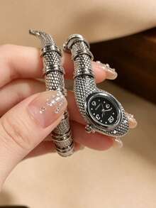 SOKI Jam Tangan Wanita Modis dengan Gelang Ular yang Dipersonalisasi, Jam Tangan Quartz dengan Penggerak Elektronik dan Tampilan Jarum, Cocok untuk Pemakaian Sehari-hari, Musim Kembali ke Sekolah, Penunjuk Waktu, Hadiah Ulang Tahun, Juga Pilihan Ideal untuk Teman. - Perak - View 10