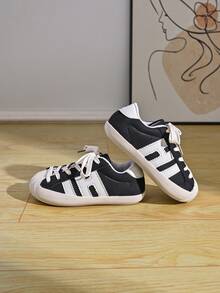 Kids Leopard Print Lace-Up Casual Sneakers, Soft Sole Non-Slip Retro Sports Shoes For Boys And Girls - Black - View 6