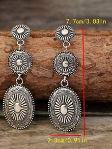 1 Pair Vintage Bohemian Western Style Totem Carved Geometric Patchwork Metal Alloy Drop Earrings - Antique Silver - View 5