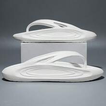 Men's Fashionable Summer Outdoor Casual Flip Flops, Wear-Resistant Personalized Beach Slippers - White - View 2