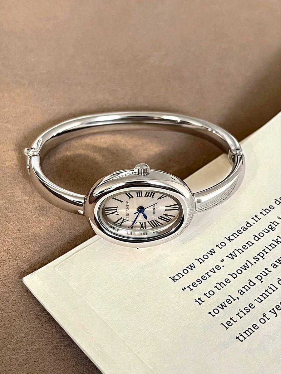 1pc Women's Vintage Silver Bracelet Quartz Watch, Roman Numeral Dial, Versatile Luxury Accessory - Silver - View 1