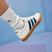 Adidas DAILY 4.0 Retro Sports Casual Sneakers White JR0078 - White - View 2