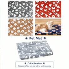 Thickened Warm Pet Sleeping Mat For Dogs And Cats, Winter Fleece Blanket, All-Season Dog Bed Pad, Random Color - Random Color - View 10