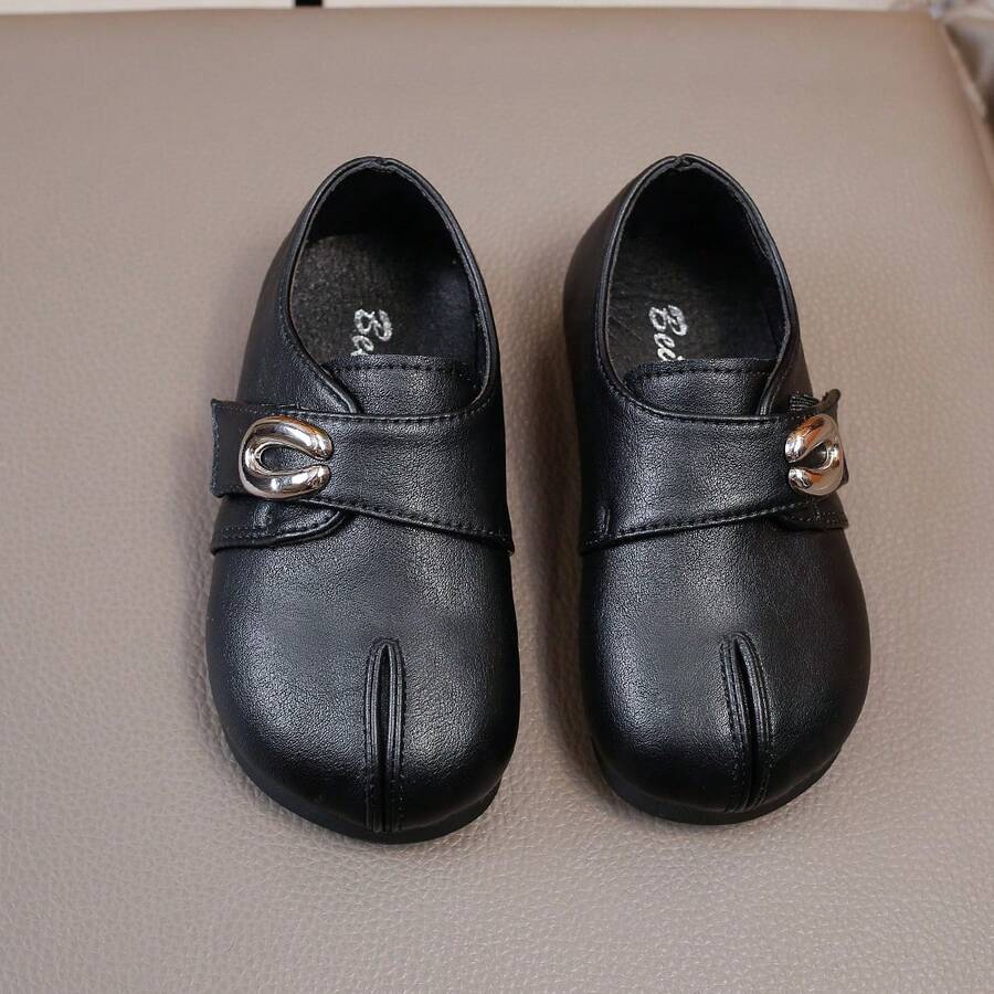 Children's Metal Buckle Soft Sole Split Toe Shoes, Simple Versatile Design, Suitable For Daily Wear, School, Formal Gatherings - Black - View 1