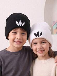 1 st stickad barnmössa för vår, höst och vinter, unisex, klöverdesign, klassisk enfärgad, enkel och moderiktig, mångsidig, bekväm, andningsbar, mjuk och varm utomhusmössa - Multifärgad - Visa 2