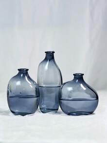 一套1个不对称几何玻璃花瓶，瓶口小巧，渐变棕色。适合家居客厅或玄关装饰，也是返校季房间装饰和文具收纳的理想花瓶。冬季装饰佳品。可用于浴室、卧室、商店、展览、派对等场合。复古、简约、北欧、中性、高端、时尚。情人节、新年、斋月或开斋节的完美之选。 - 棕色 - 查看 15