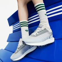 Adidas Originals Retropy E5 Comfortable Versatile Non-Slip Durable Lightweight Low-Top Sports Casual Shoes Unisex Grey IE0484 - Grey - View 2