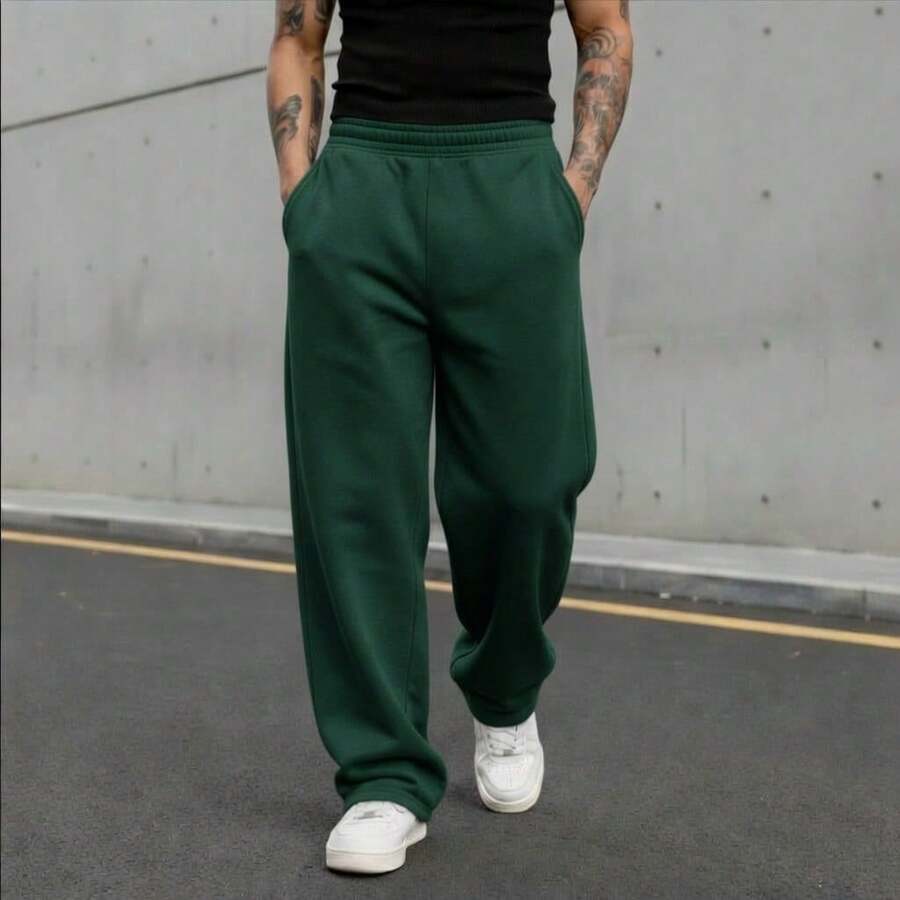 Men's Green Sweatpants, Loose Fit, With Drawstring And Pockets. Long Length For A Casual Style. Spacious And Comfortable Fit. - Dark Green - View 1
