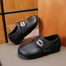 Children's Metal Buckle Soft Sole Split Toe Shoes, Simple Versatile Design, Suitable For Daily Wear, School, Formal Gatherings - Black - View 2