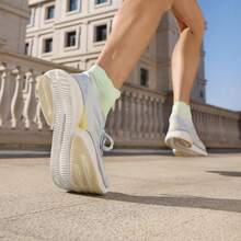 Adidas SUPERNOVA ETERNO Series Ultra-Lightweight Cushioned Comfortable Running Shoes IH0442 - Baby Blue - View 4