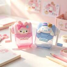 SANRIO 可愛手動鉛筆削筆器，耐用塑膠材質，適合成人的完美禮物，學校用品、辦公室裝飾、動漫愛好者（配件需自行組裝） - 查看 3