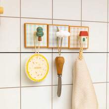 1pc Creative Art 3D Cute Suction-Cup Hook, Wall-Mounted Decorative Hook Covers Wall Holes, No-Drilling Strong Suction Multipurpose Storage Organizer For Bathroom, Kitchen, Living Room, Entryway, Perfect Housewarming Christmas Gift - Multicolor - View 12