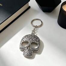 Vintage Patterned Skull Pendant Gothic-Style Hollowed-Out Keychain It Can Be Used For Decorating Clothing And Bags A Small Surprise For A Friend - Multicolor - View 5