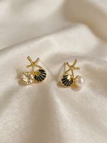 1 par de pendientes de botón de estrella de mar y concha, elegantes, dulces y versátiles, de diseño minimalista, pequeños y únicos, adecuados para el uso diario y festivo de las mujeres - Negro - Ver 3