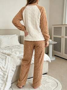 Women's Thick Cable Knit Coral Fleece Pajama Set, Raglan Long Sleeve Loose Wide Leg Pants, Cute Cartoon Home Wear, Can Be Worn Outdoors, Autumn/Winter - Camel - View 3