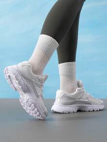 女款運動休閒鞋 W NIKE V5 RNR 輕量舒適透氣緩震女鞋 HQ7901-101 - 白色 - 查看 9