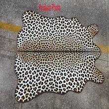 1 pieza Alfombra con forma de piel de leopardo, estilo de caza con manchas negras y crema, alfombra de piso novedosa, suave y de felpa, alfombra decorativa asimétrica, adecuada para dormitorio, sala de estar, entrada, uso interior, regalo de inauguración de casa, Navidad, amante de los animales, decoración del hogar - Multicolor - Ver 5