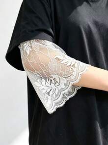 1 Pair Lace Loose Arm Sleeves To Hide Thick Arms - Style a White 1 Pair - View 1