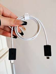4件組紅色蜘蛛網圖案手機充電配件組，包含1個充電頭保護套 + 1個白色數據線束帶 + 2個數據線保護套，相容於 Apple 11/12/13/14/15/16/13 Pro Max/16 Pro Max/17 Pro Max - 黑色 - 查看 4
