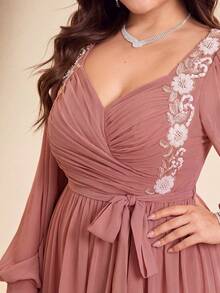 SUPGIR Plus Size Lantern Sleeve Embroidered Beaded Decorated Ruched Chest Small V-Neck Slit Evening Dress - Dusty Pink - View 4
