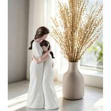 1pc Creative Acrylic Simulated Craft Mother And Daughter Hugging Statue, Home Decor, Birthday/Mother's Day Gift, Gift For Mom And Daughter, Friend's Birthday Gift, Graduation Gift - 1PC - View 3