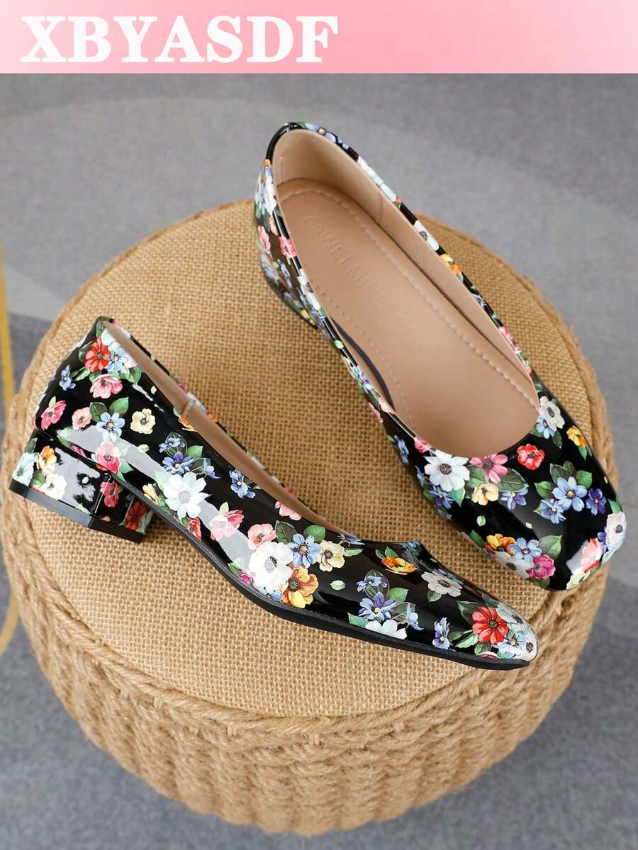 XBYASDF Women's Black Floral Square Toe Chunky Heel Pumps, Glossy Low Vamp Slip-On Low Heel 3cm High Heels, Commute Date Versatile Women's Shoes - Black - View 1